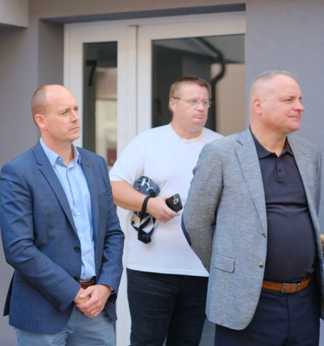 556475536 122102308425046416 13183222088515252 n